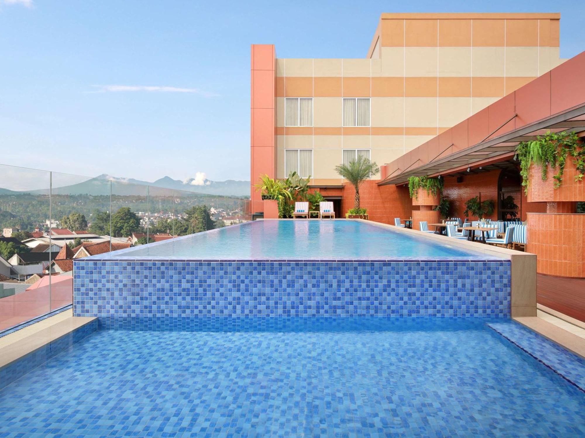 Mercure Garut City Center Εξωτερικό φωτογραφία